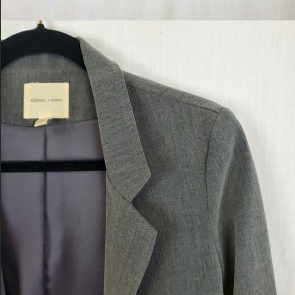 Silence + noise grey blazer size XS perfect for office over favorite top - Picture 3 of 3